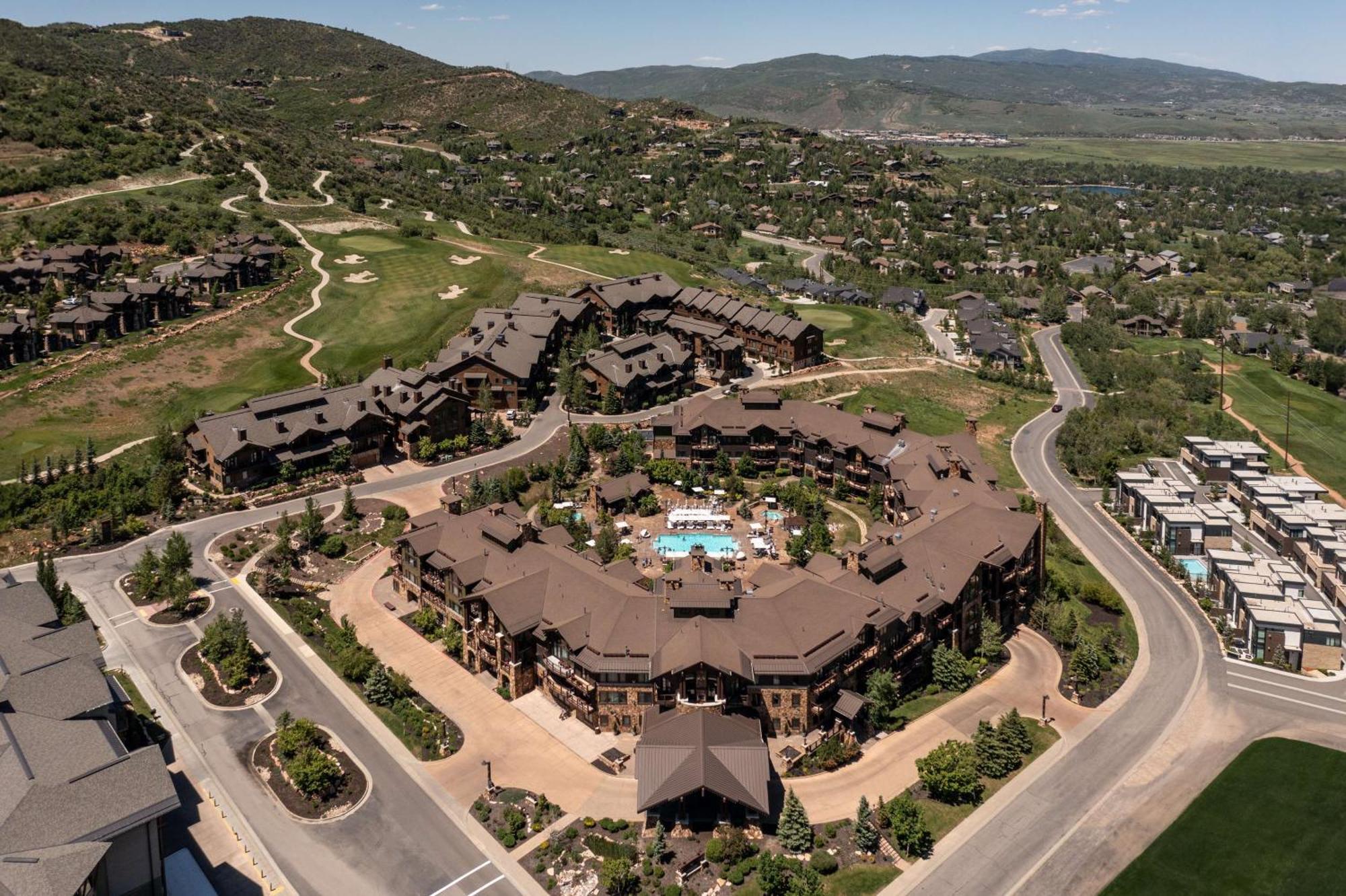 Waldorf Astoria Park City Bagian luar foto