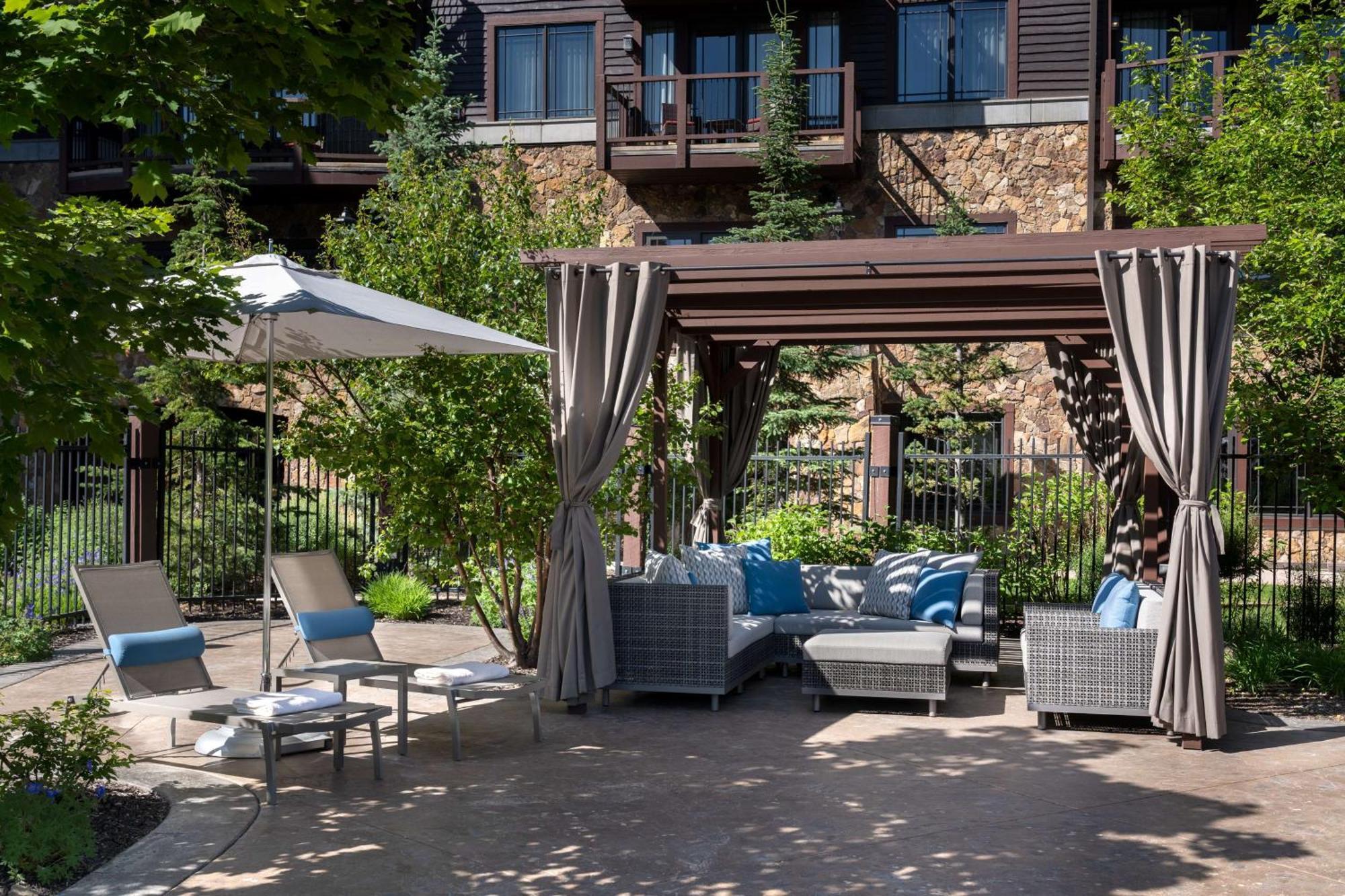 Waldorf Astoria Park City Bagian luar foto